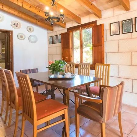 Holiday home Sitjoles